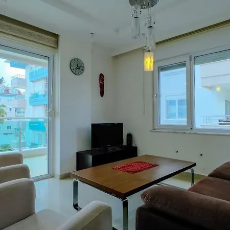 Beautiful Directly On The 公寓
